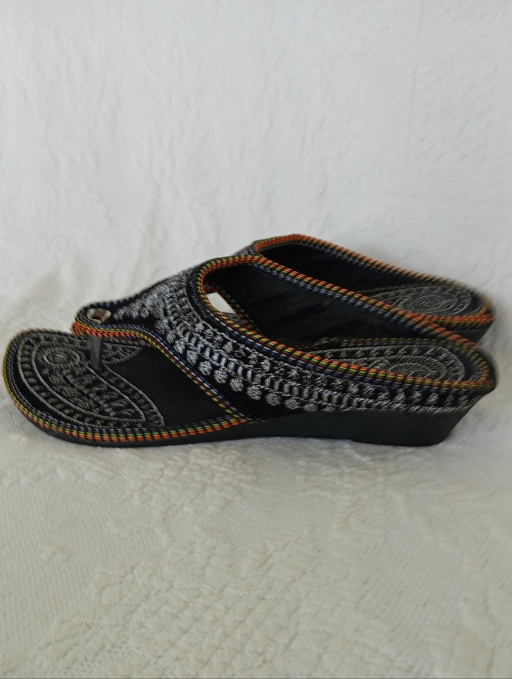 Rajasthani Embroidered Black Thong Sandals Flats Silver Metallic Indian Boho - Picture 8 of 12